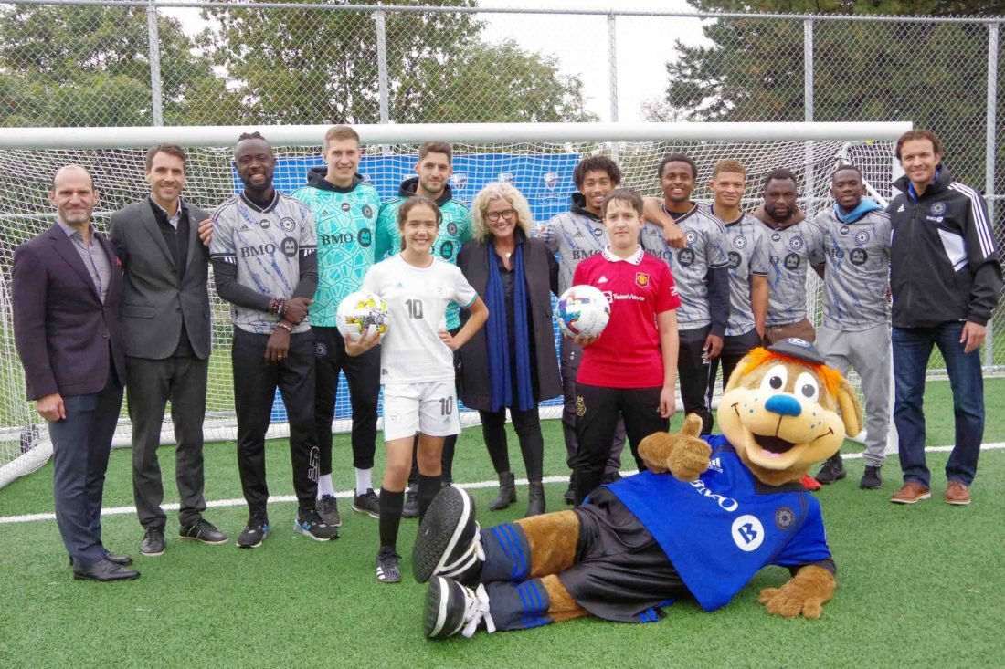 New soccer and multisport mini-field opens in Laval’s Saint-François district