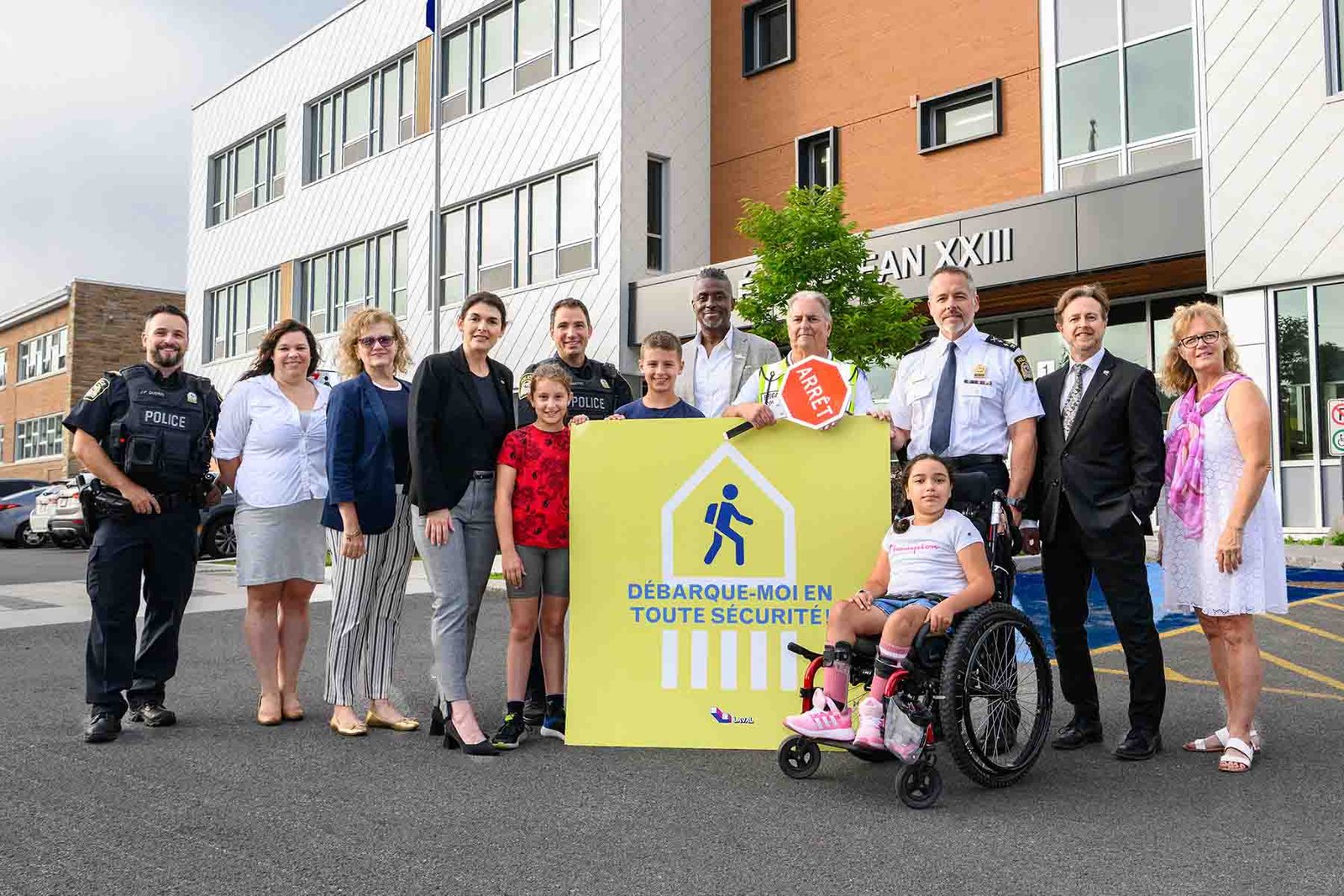 Laval partners unite for annual ‘Drop Me Off Safely’ school campaign